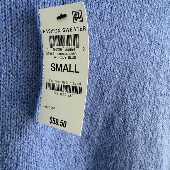 Brand New Bar III super soft, beautiful purple sweater - Picture 2 of 8